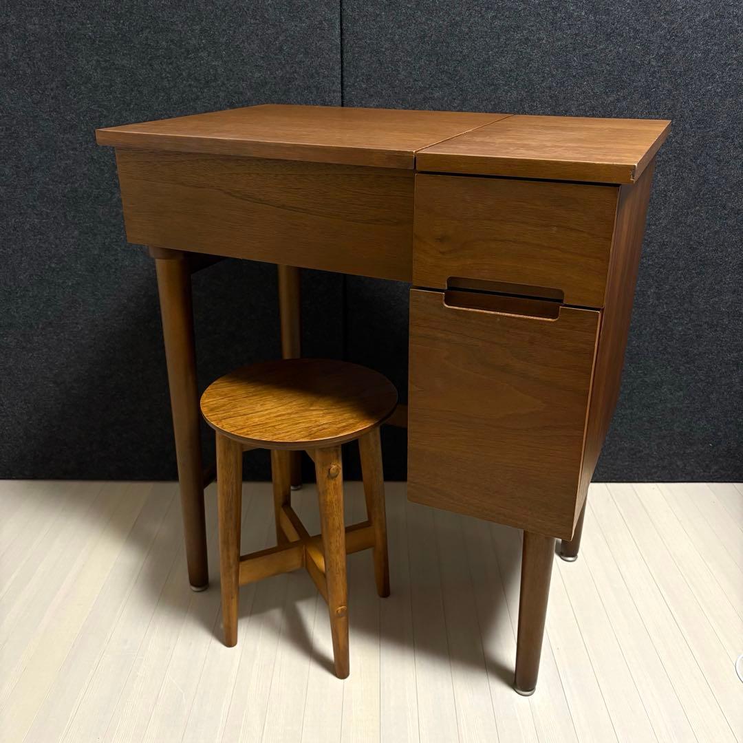 emo エモ ドレッサー 鏡台 スツール 丸椅子 化粧台 コンパクト　天然木