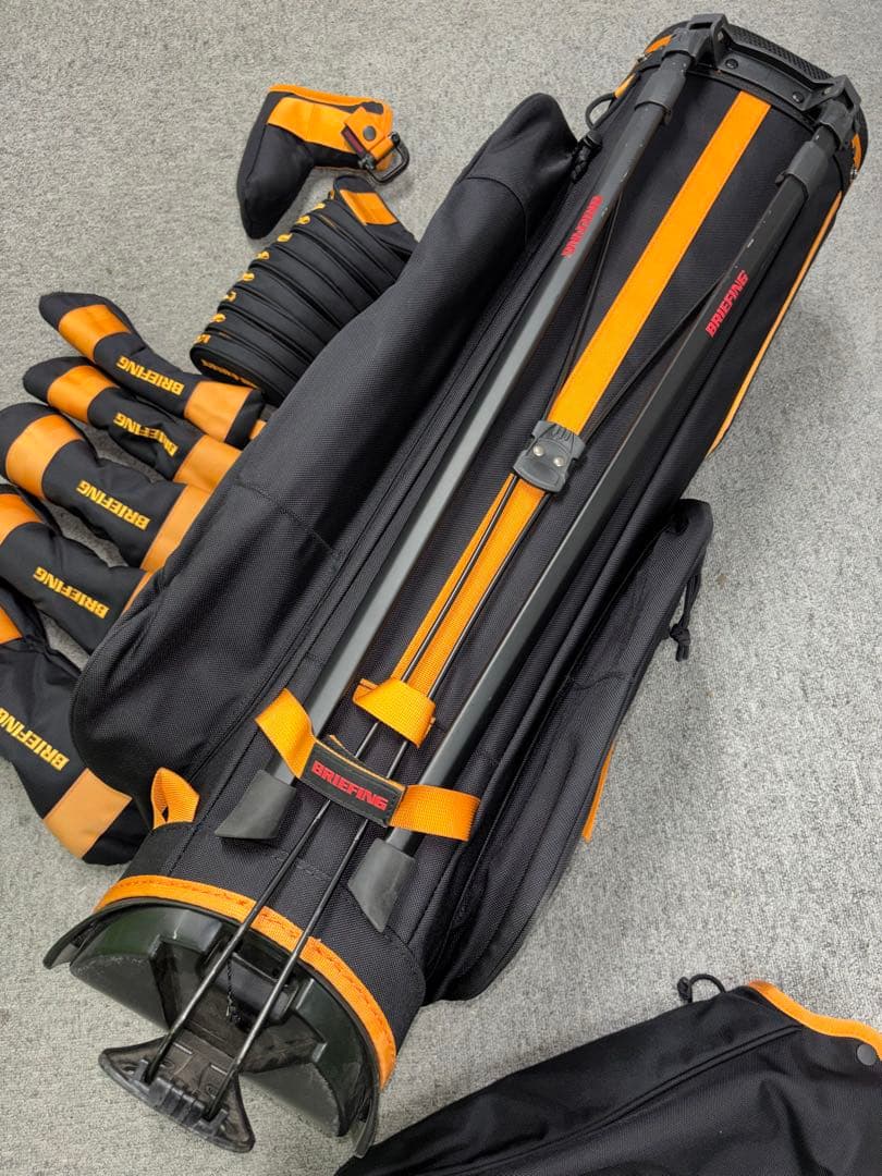 （希少品）ブリーフィング、クルーズコレクション、キャディバッグ含む8点フルセット