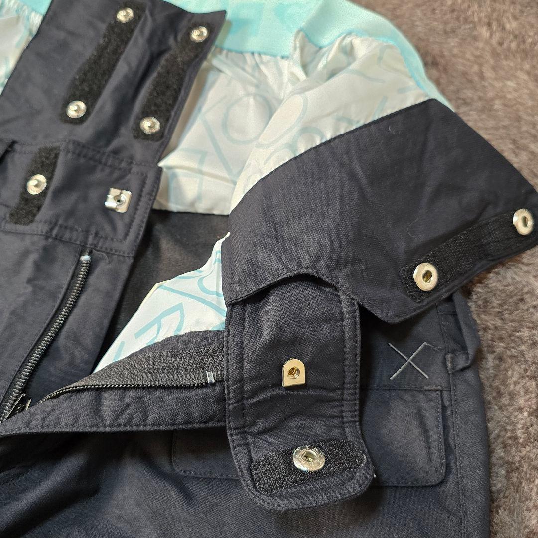 ROXY スノーボードウェア M 黒 未使用　美品
