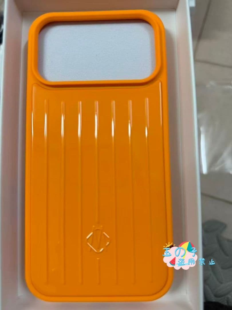 RIMOWAiPhone 17 Proオレンジケースワイヤレス充電対応