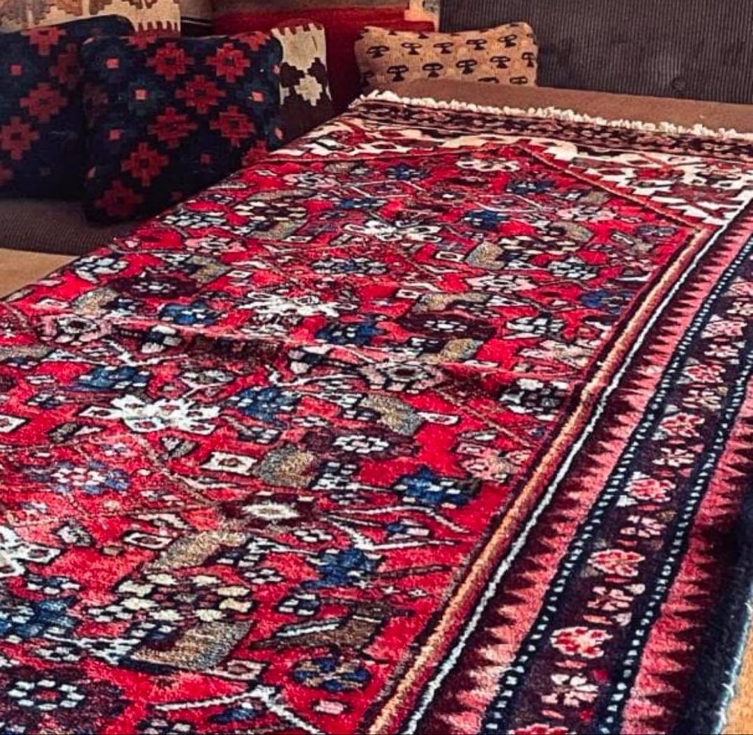 155×82〜90 アフガニスタン バルーチ族 手織りヴィンテージラグ 花と鳥