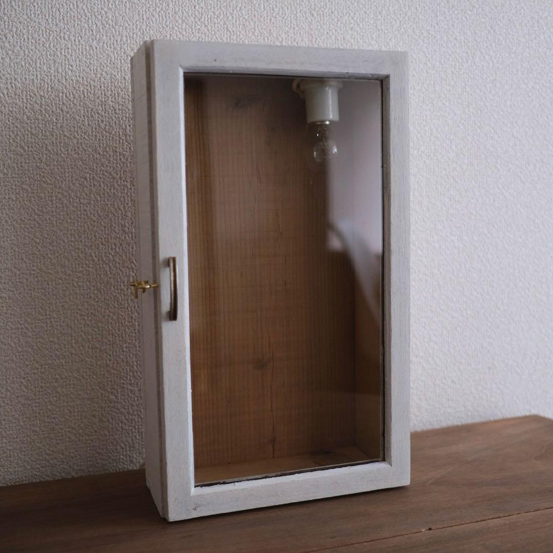 ショーケース コレクションケース 照明 古道具 アンティーク オブジェ ジブリ