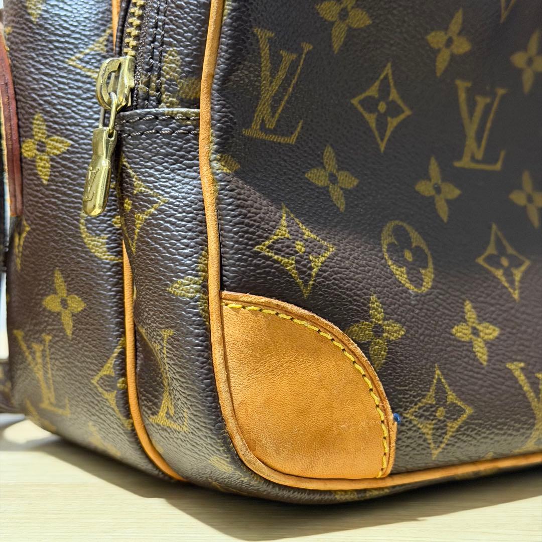状態良好 ルイヴィトン モノグラム ナイル ショルダーバッグ