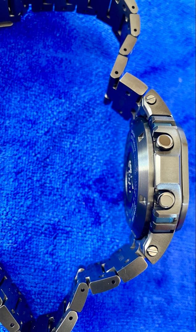 【くら】カシオ G-SHOCK MRG-B5000BA-1JR