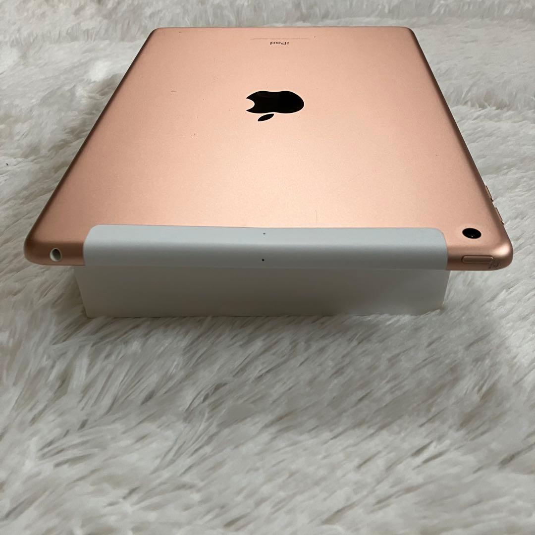 【完動品】iPad 第6世代 128GB SIMフリー 【すぐ発送】【付属品】