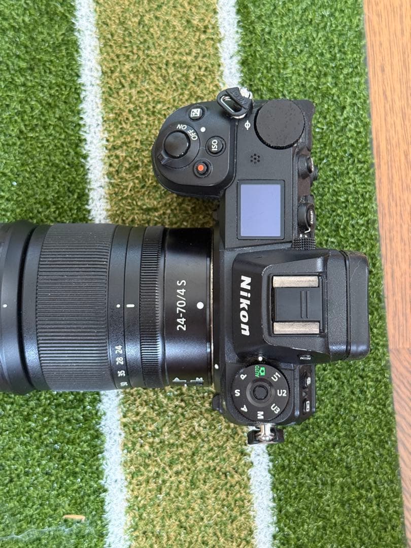 デジタルカメラ Nikon Z6 + NIKKOR Z 24-70mm f/4 S