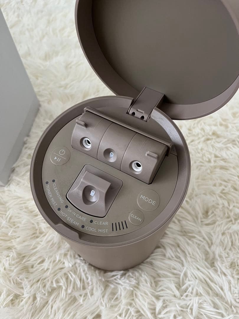 【未使用に近い】SALONIA ピュア ブライト スチーマー