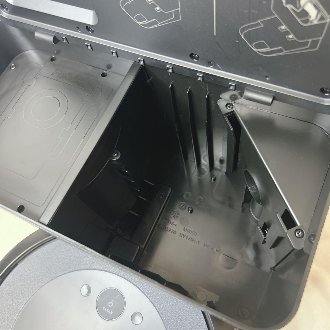 ✨美品✨ IROBOT ROOMBA i5+ ロボット掃除機 クリーンベース付