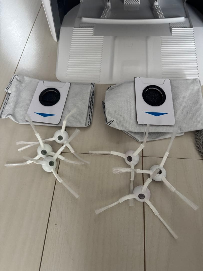 ECOVACS(エコバッス)DEEBOT T20 OMNI 元箱あり　説明書なし