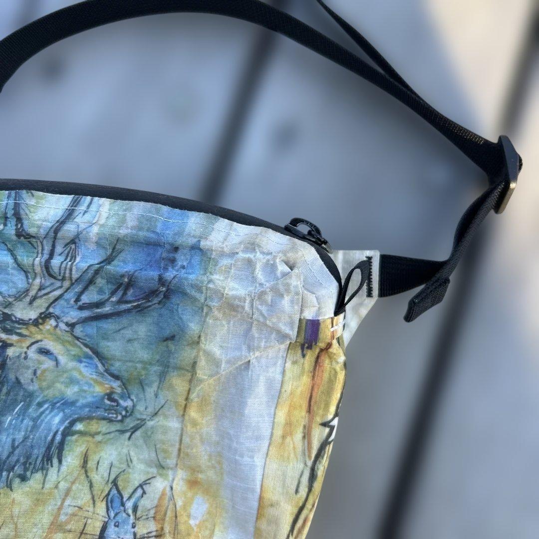 HIGH TAIL DESIGNS ポーチ