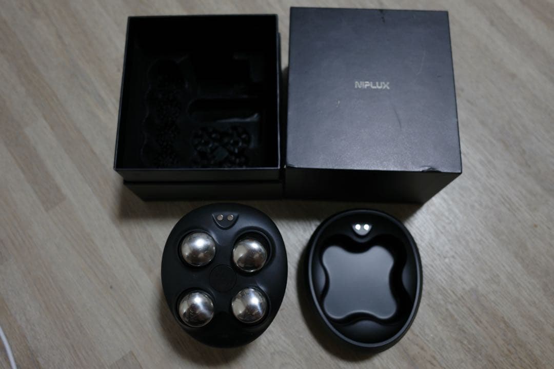 美品NIPLUX 美顔器 EMS