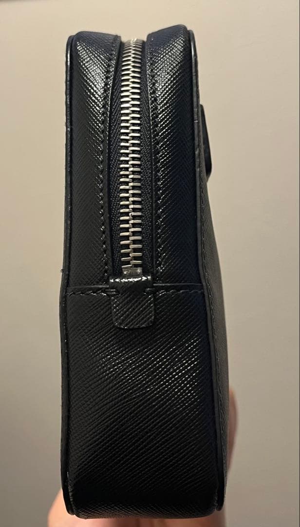 極上品　プラダ　クラッチバッグ　サフィアーノトラベル　ギャランティカード　保存袋