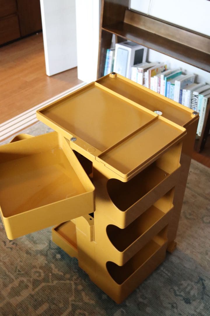 ボビーワゴン　イエロー　TYPE5