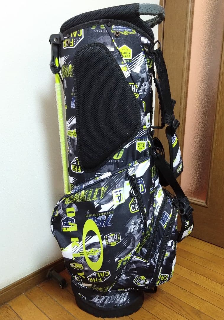 蛍光イエローがオシャレ・カッコいい☆オークリー・キャディ・バッグ！程度良好！