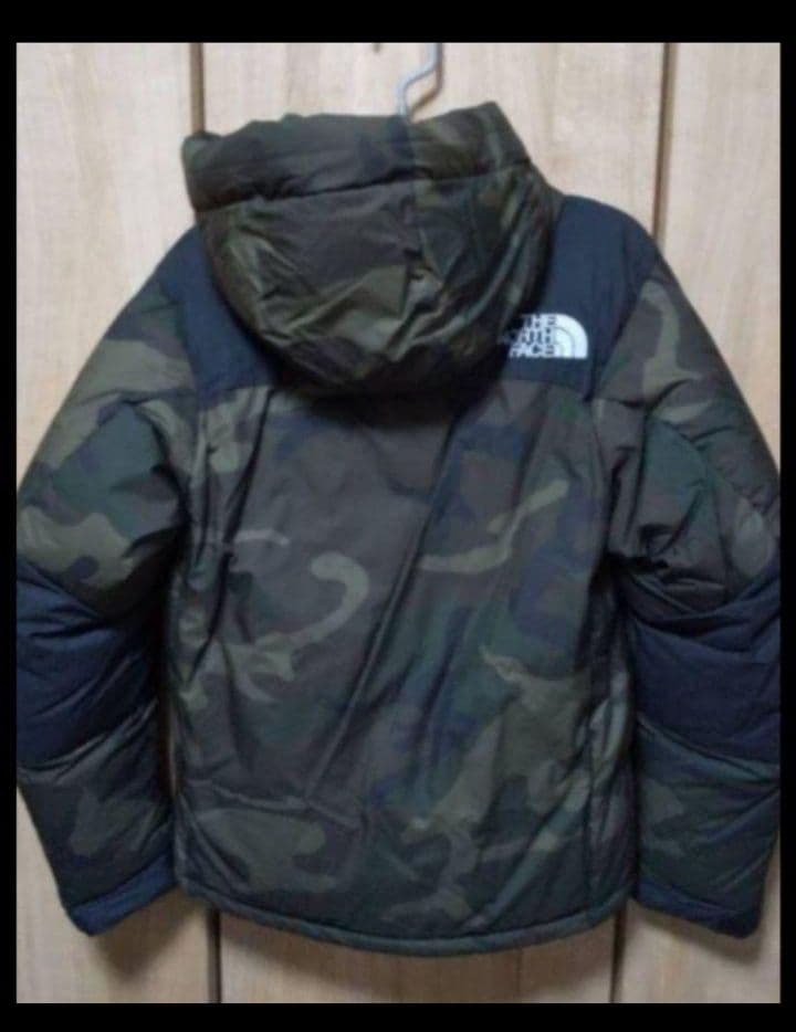 ノースフェイスバルトロライトジャケットカモ柄