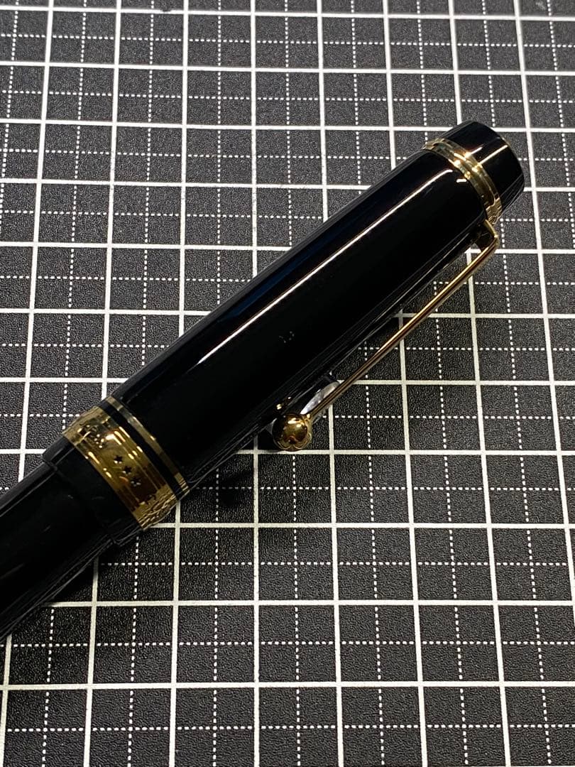 PILOT CUSTOM 845 漆黒　万年筆　字幅M