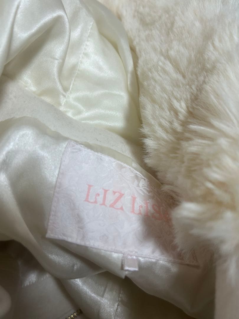 LIZLISA ビジューリボンショートフードコート　ブラック