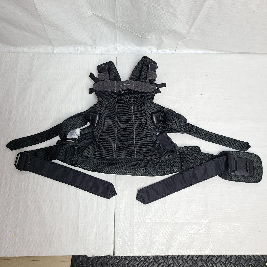 ぼ*ん様 ほぼ新品　ベビービョルン ベビーキャリア HARMONY ブラック　抱