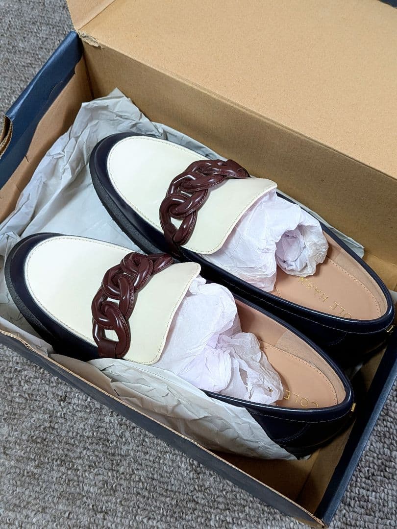 未使用 COLE HAAN コールハーン ジュネーブ チェーン ローファー