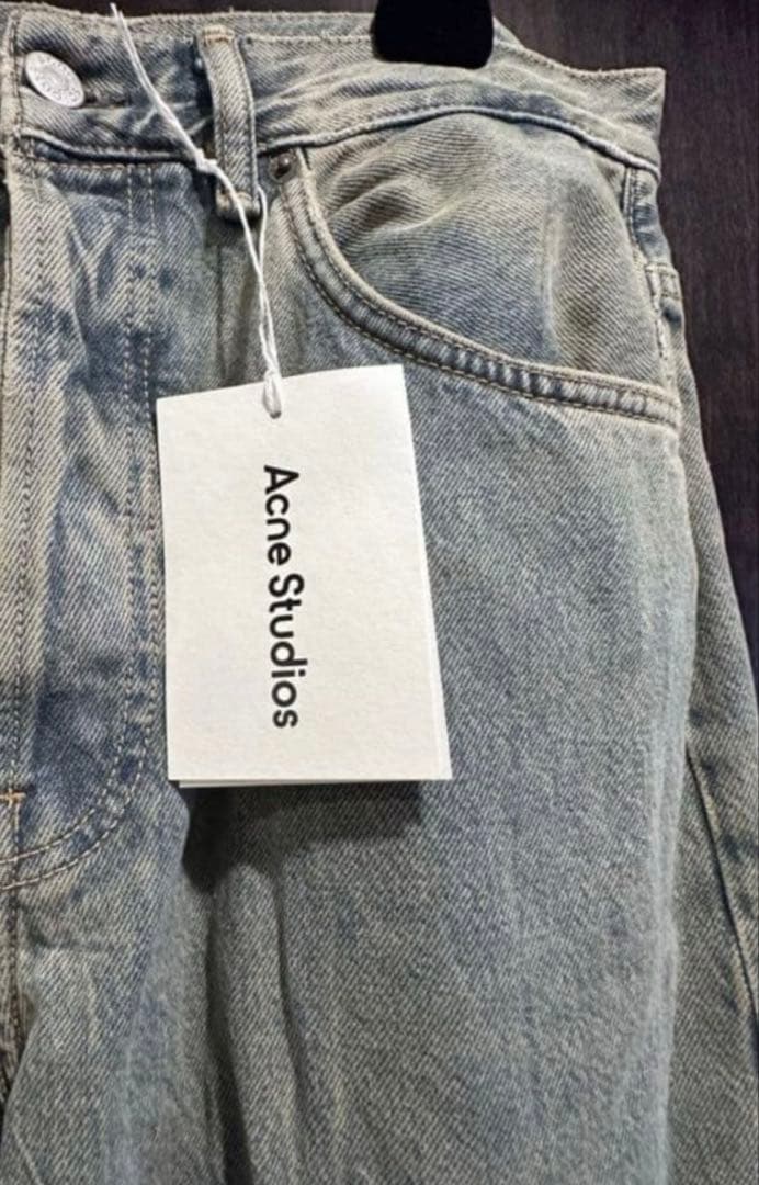 Acne Studios 2021M Delta ルーズフィットジーンズ