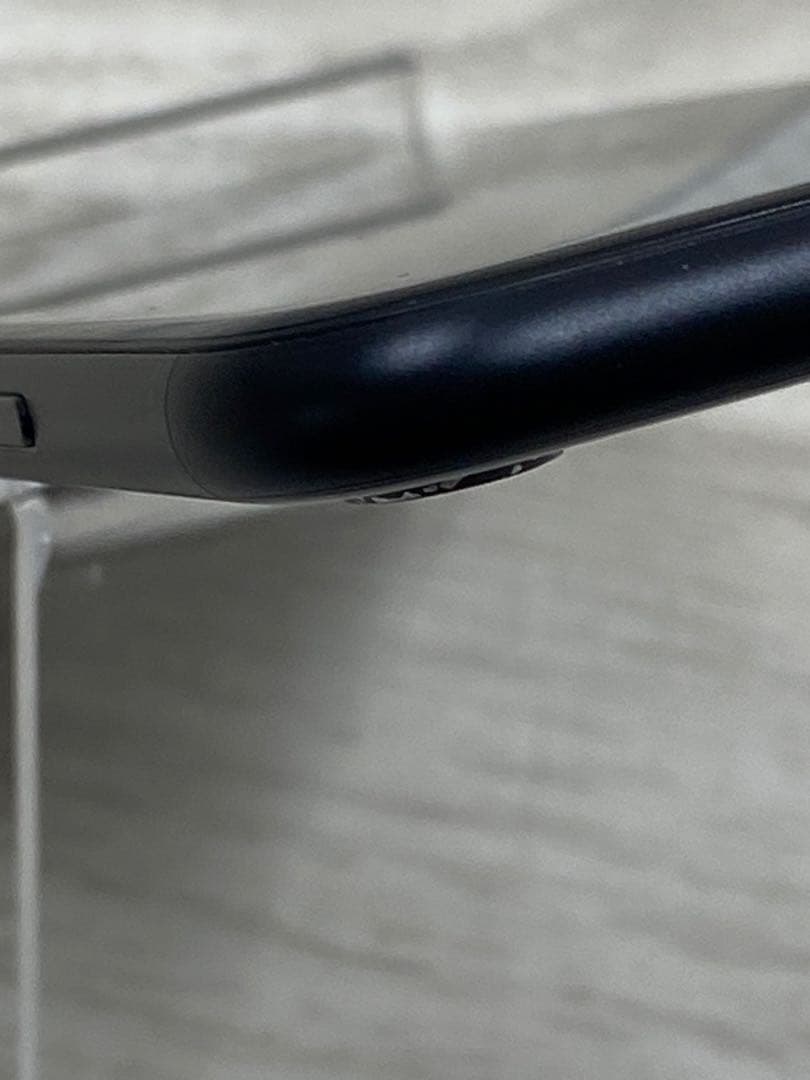 iPhone SE 第二世代 64GB SIMロック無し ブラック