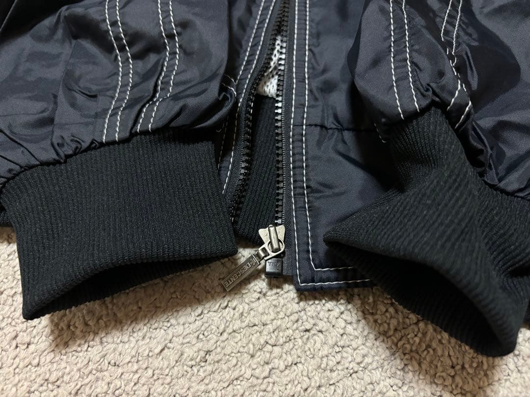 阪神タイガース　デサント　プロコレ　ブルゾン　グランドコート