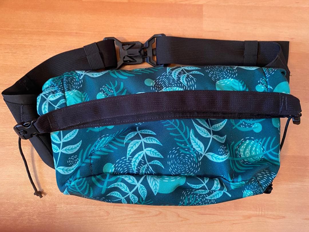 OUTER SHELL アウターシェル ヒップバック　ウエストバッグ　花柄