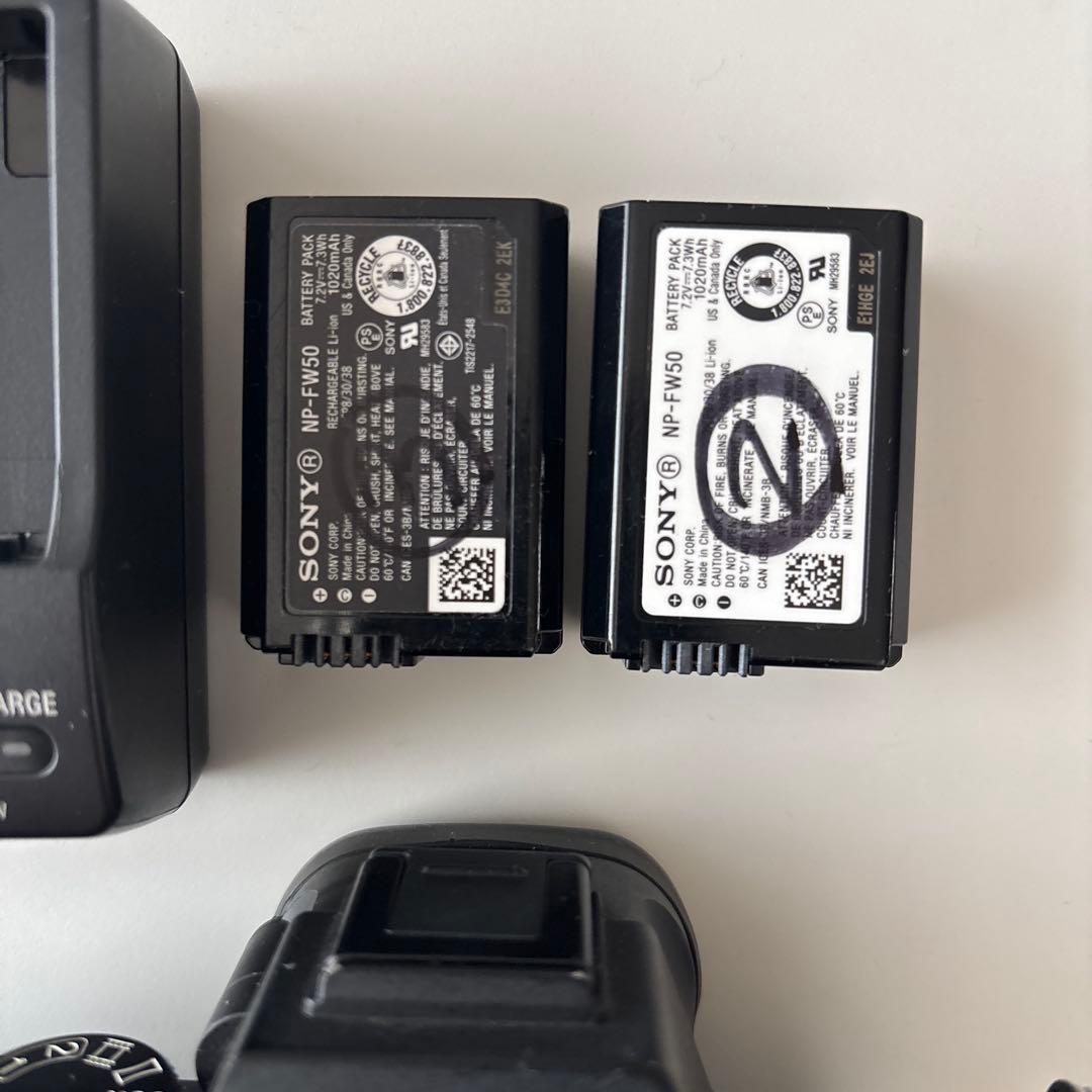 Sony α7 II ILCE-7M2K 本体 + バッテリー2個 + 充電器