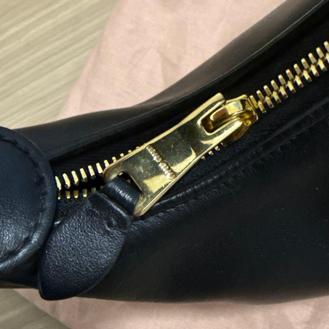 MIUMIU ミュウミュウ　ホーボーバッグ　2way(ショルダー・ハンドバッグ)