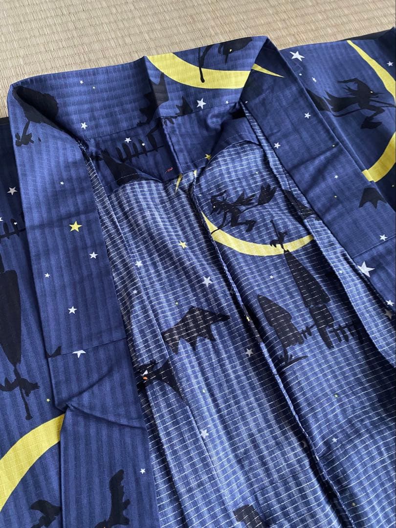 夏のセール10.000→8000円　浴衣　未使用　ネイビー　ハロウィンみたいな柄