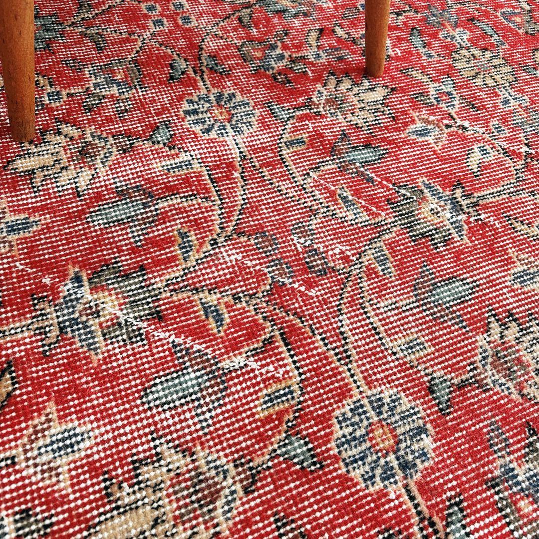 トルコ ヴィンテージラグ 赤 フローラル