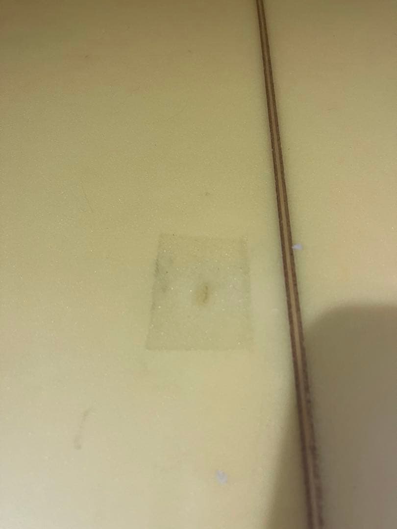 ラスティサーフボードサイズ6.8ぐらい厚み6センチ幅43ぐらいです