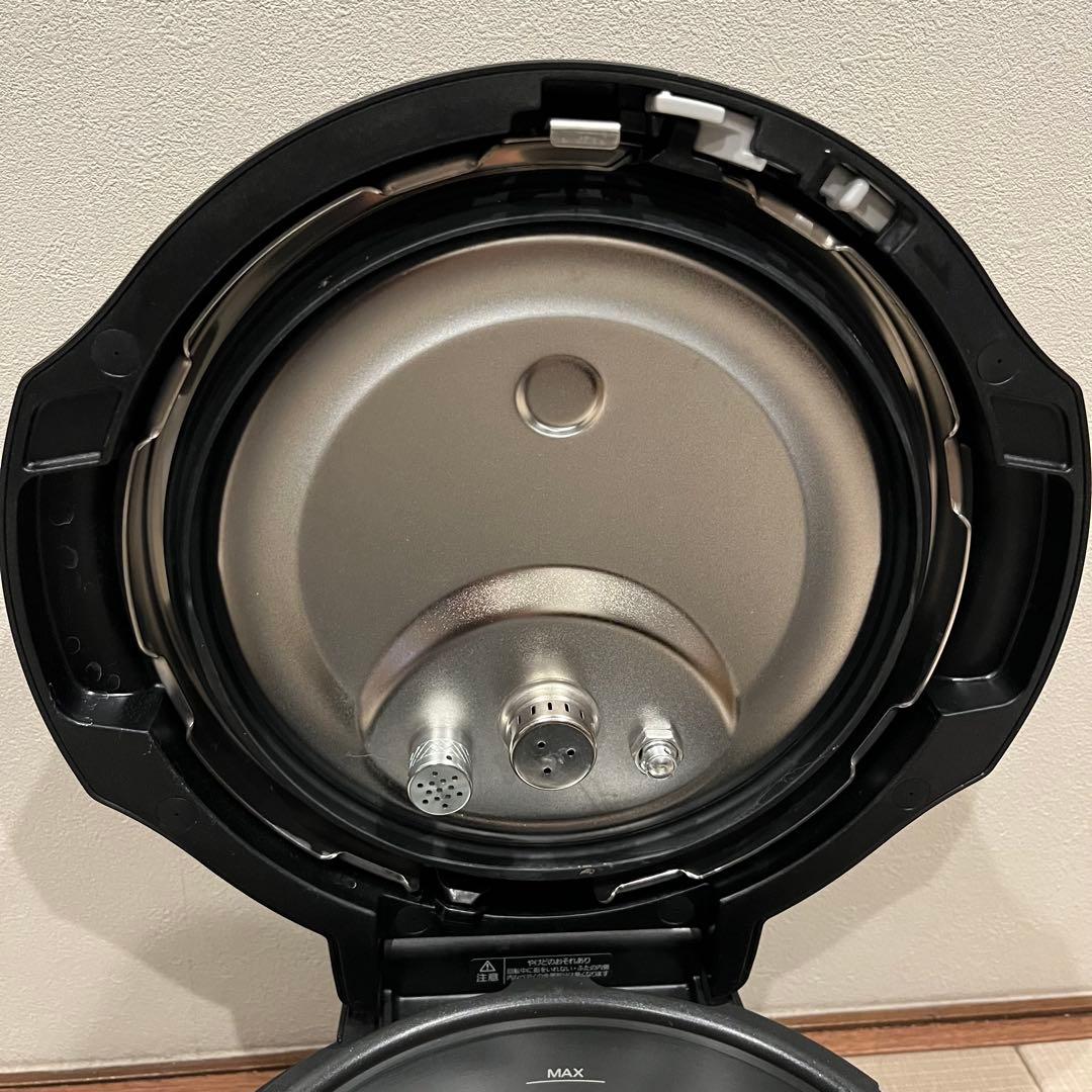 22年製　パナソニック　オットクッカー　ビストロ　電気圧力鍋 黒