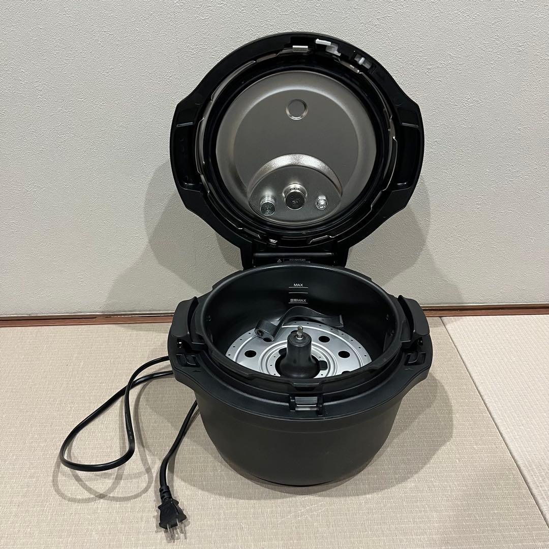 22年製　パナソニック　オットクッカー　ビストロ　電気圧力鍋 黒