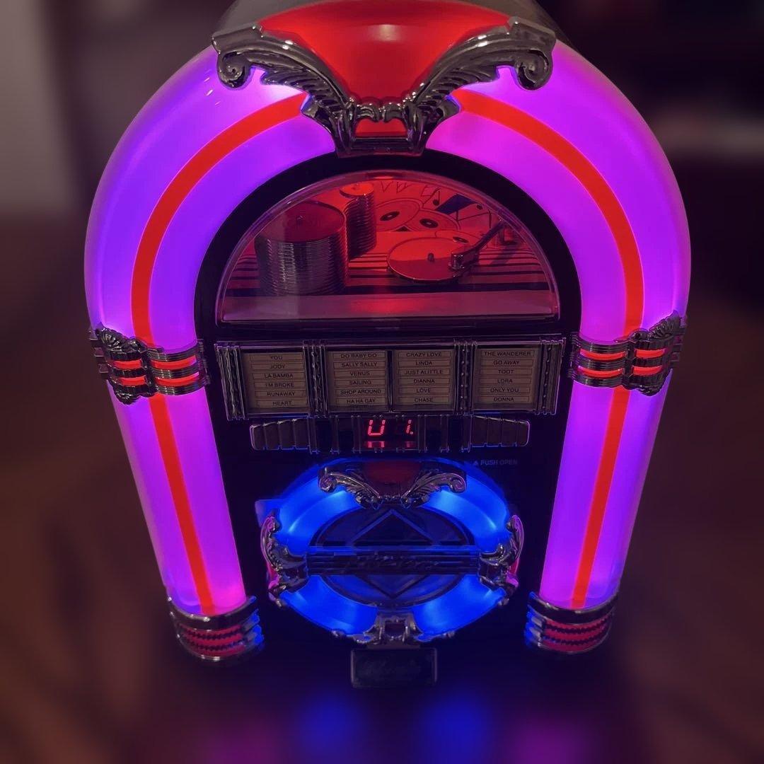 レトロジュークボックスラジオ付き CDプレーヤー （ジャンク）