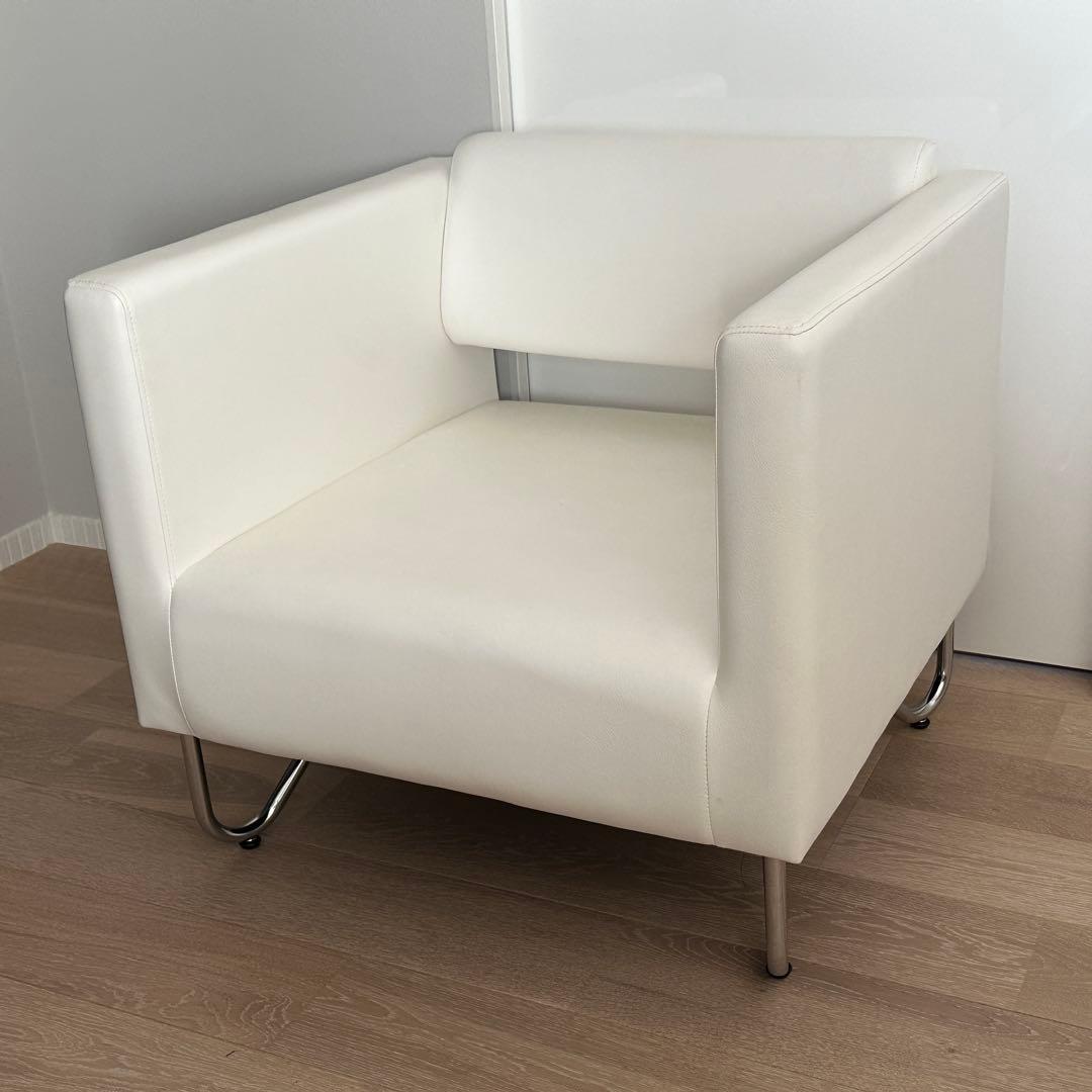 スチールレッグ　一人掛けラウンジチェア・ソファ ホワイト