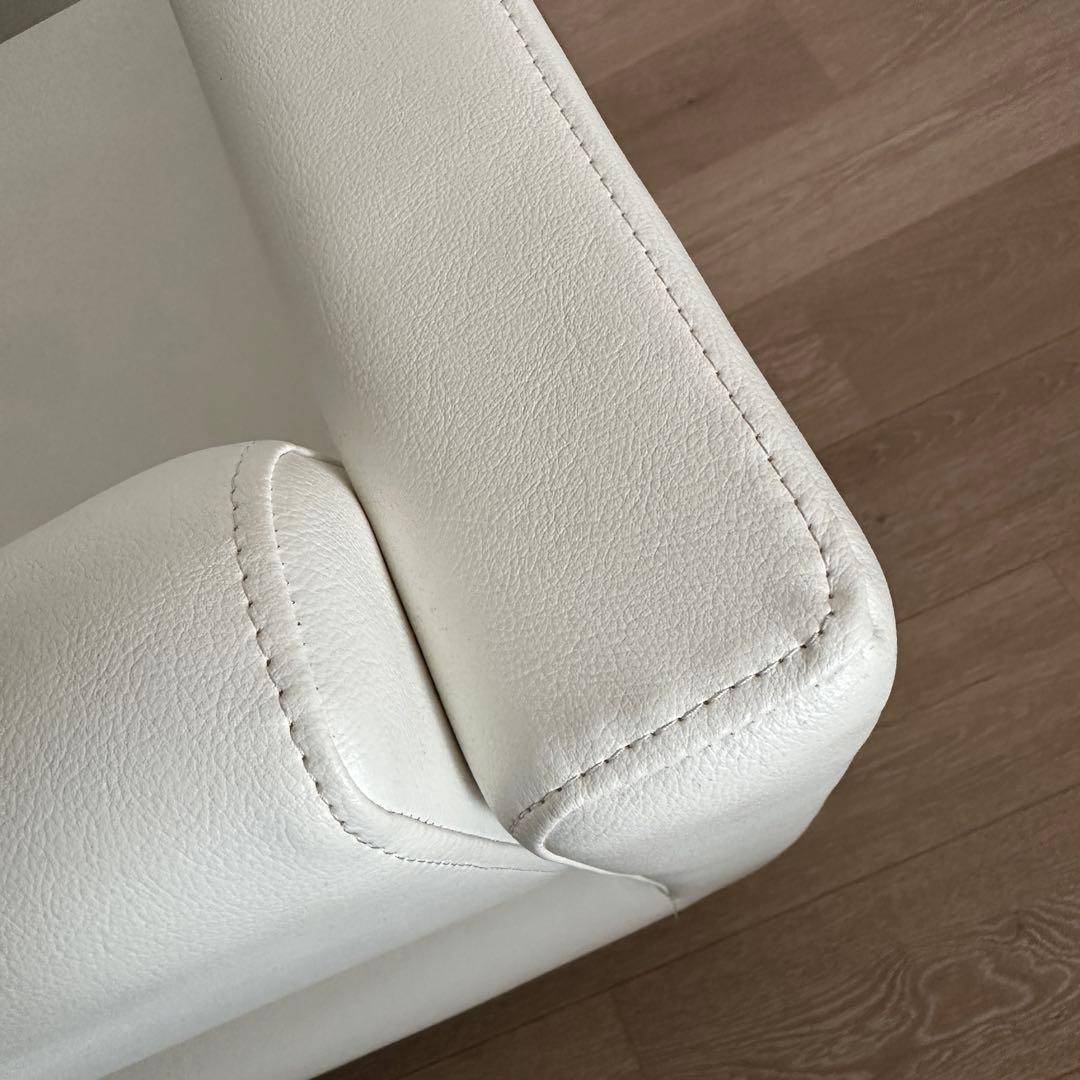 スチールレッグ　一人掛けラウンジチェア・ソファ ホワイト