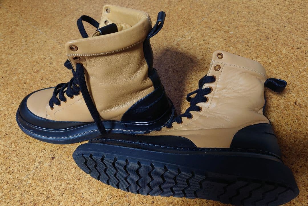 ロエベ　ハイカットレザーブーツ