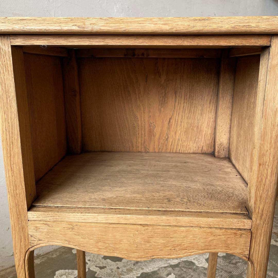 ビンテージ ドロワーサイドテーブル ベッドサイド　猫脚　剥離　no2