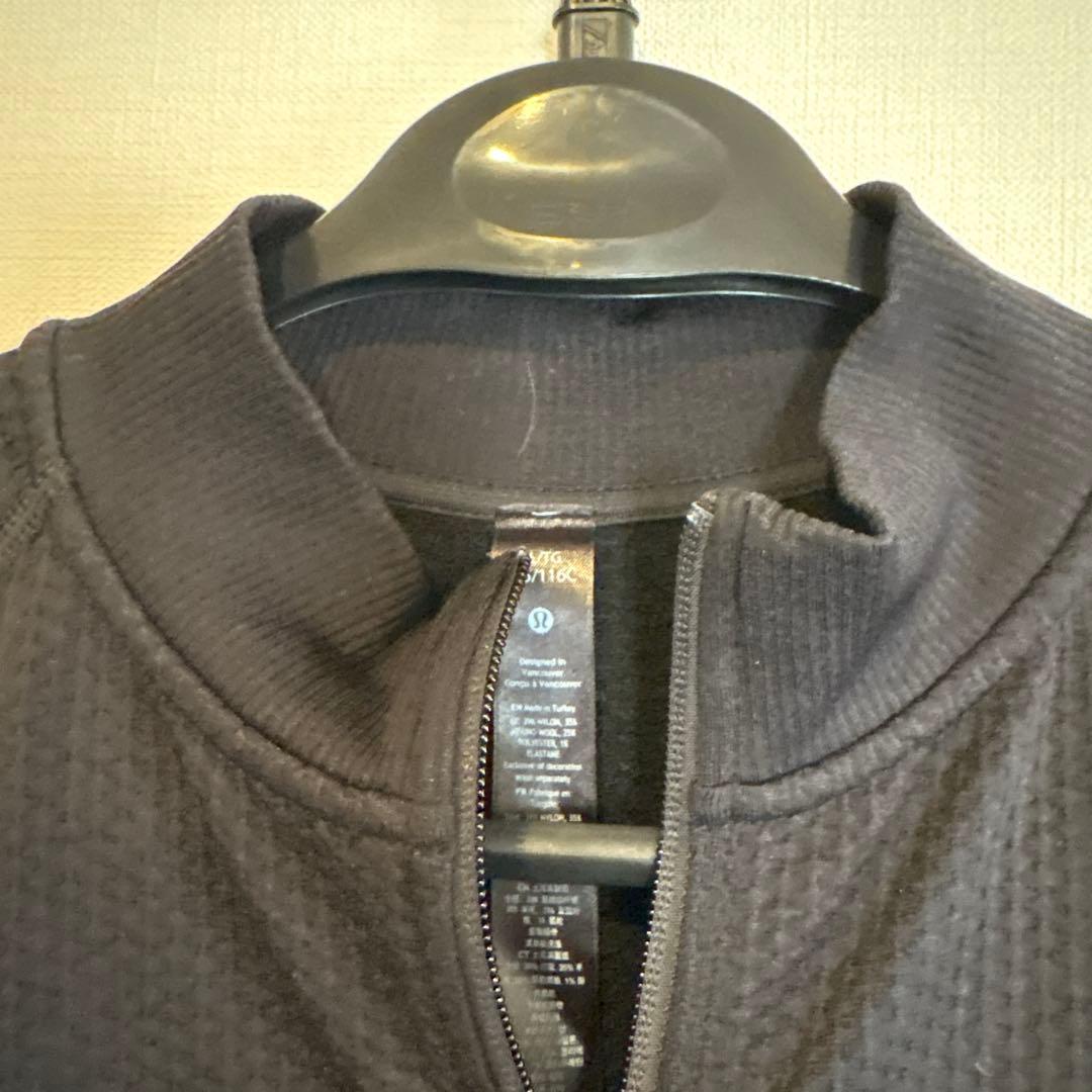 LULU LEMON ZIPジャンパー