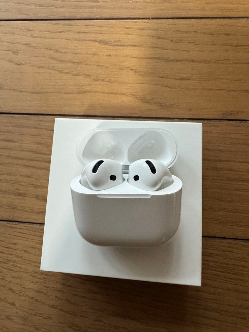 AirPods 4 （ノイズキャンセリング搭載） MXP93J/A 正規品　本物
