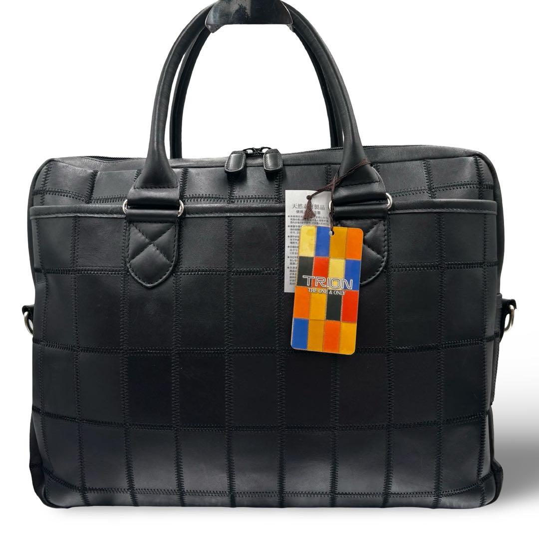 【新品タグ付き】トライオン　ビジネスバッグ　レザー　ブラック　通勤通学　大容量
