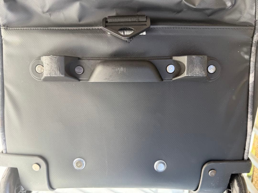 Coleman 大容量 ブラック迷彩(カモフラージュ柄)キャリーカート