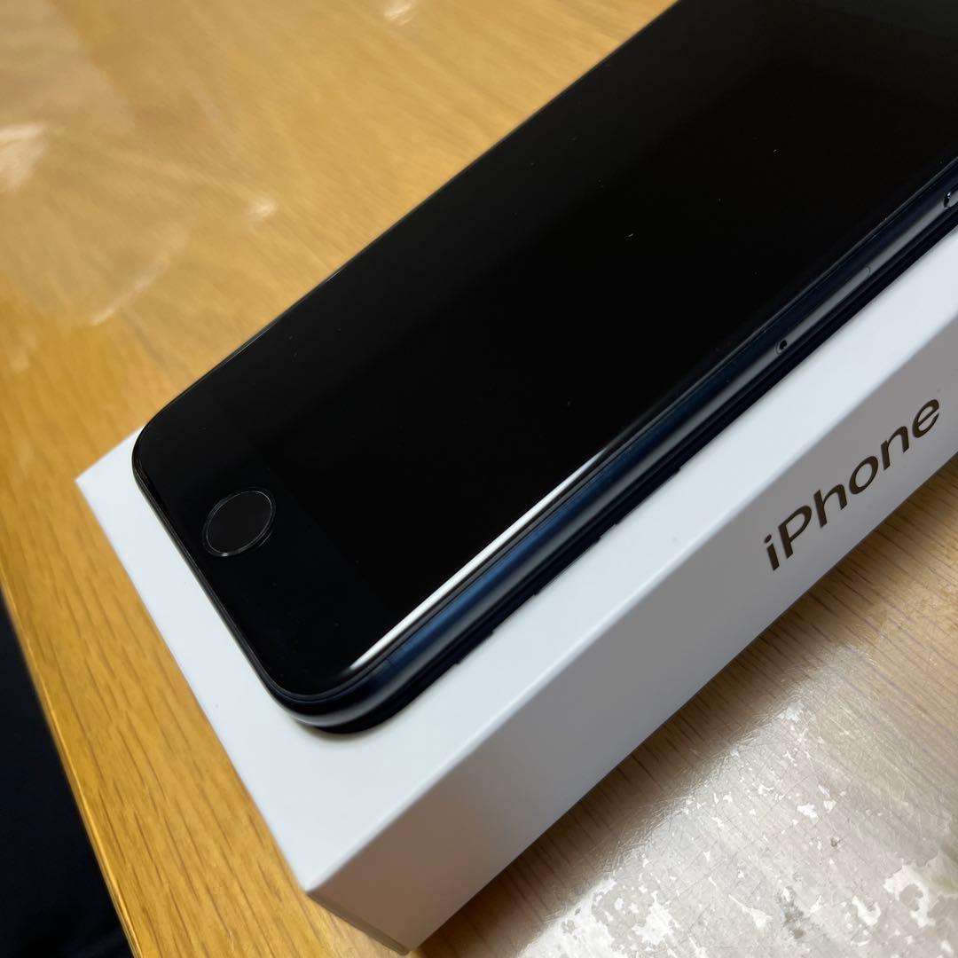 超美品 iPhone SE (第3世代) ミッドナイト 64GB