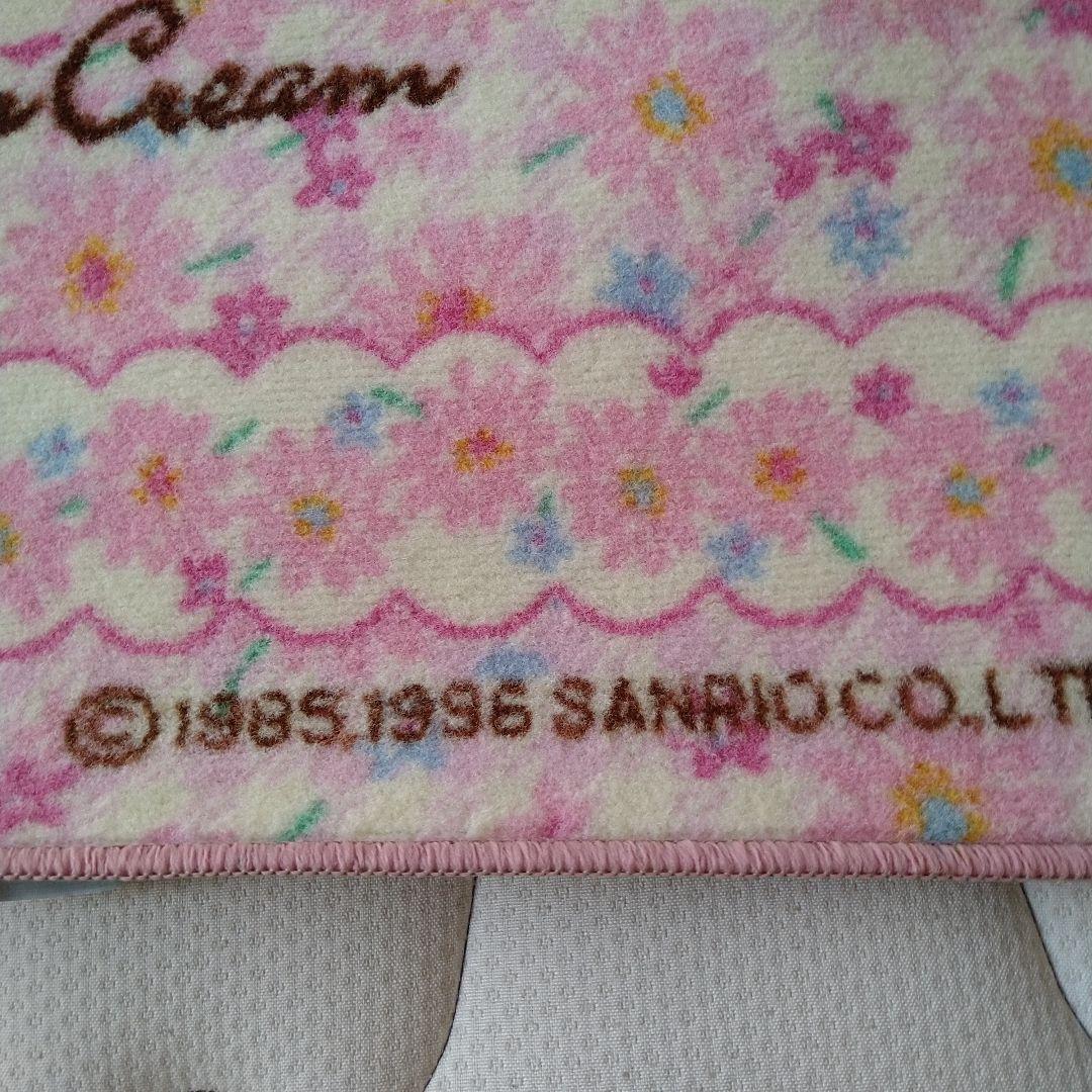 ルームボックス　絨毯　マット　デスクマット　カーペット　マロンクリーム　サンリオ