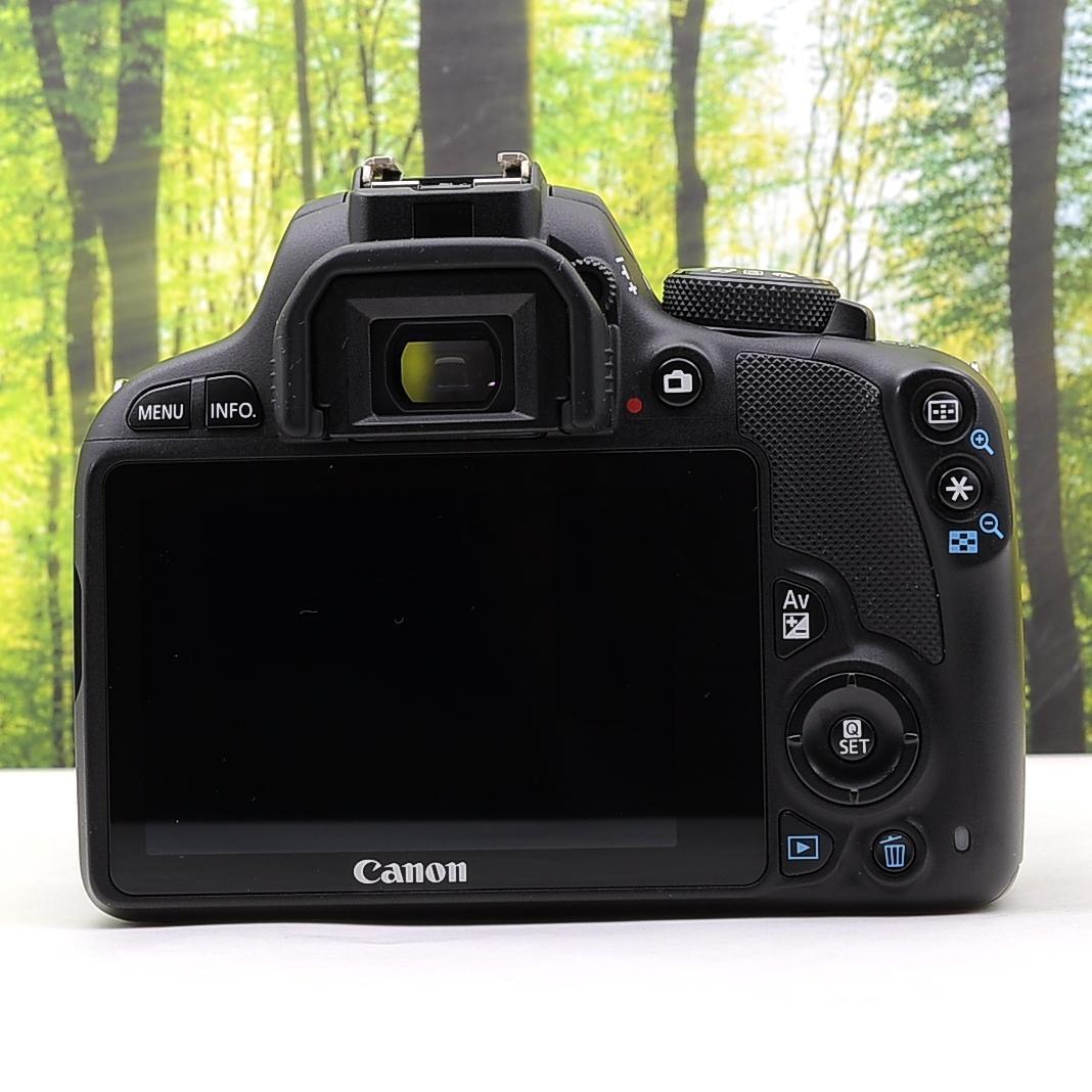 ショット数8474枚☆スマホ転送セット☆キャノン Kiss X７☆動画撮影も！