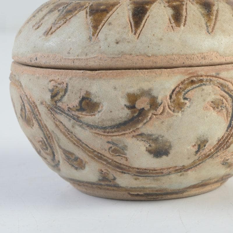 タイ古陶磁　スンコロク　宋胡禄　唐草文　盒子　香合　仕覆付　V　9902