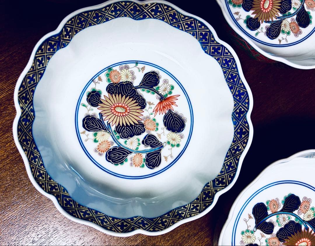 賞美堂 幸楽窯　染錦間取地紋見込菊　本皿揃　5客セット 有田焼