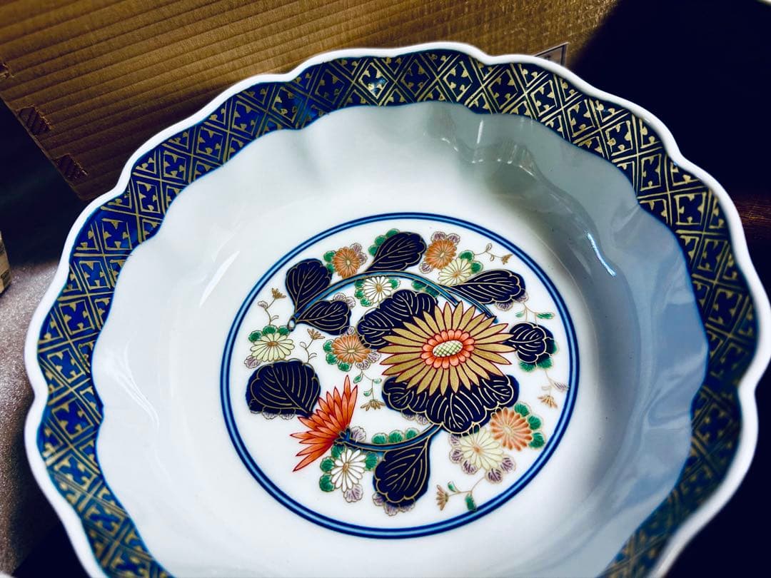 賞美堂 幸楽窯　染錦間取地紋見込菊　本皿揃　5客セット 有田焼