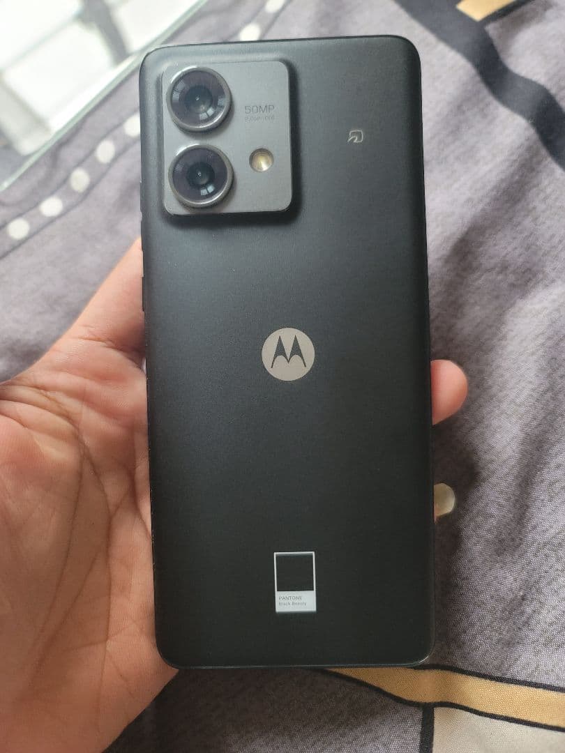 Motorola Edge 40 Neo 8/256GB 画面一部割れ